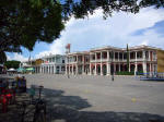 Plaza de Independencia, statue is to women - Love and Sacrifice